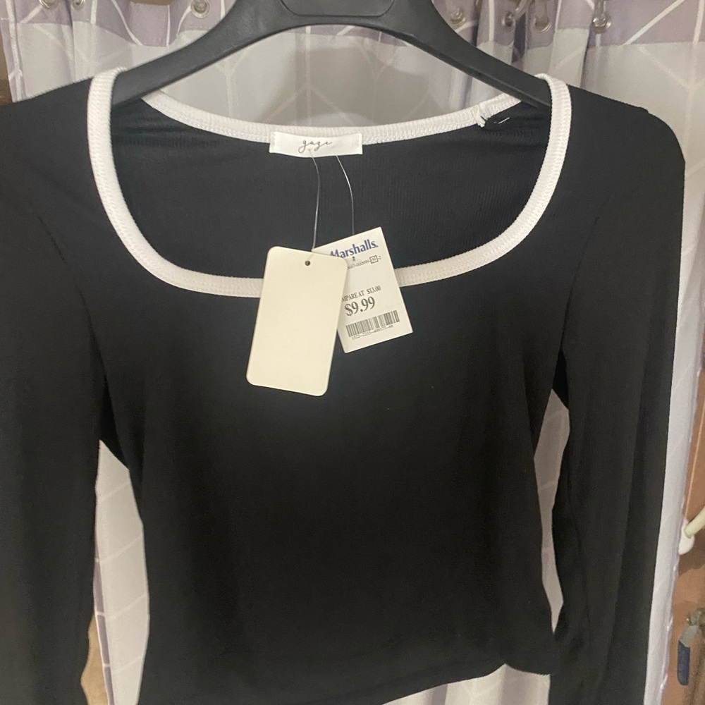 Gaze Black and White Long Sleeve Tee - Picture 2 of 3